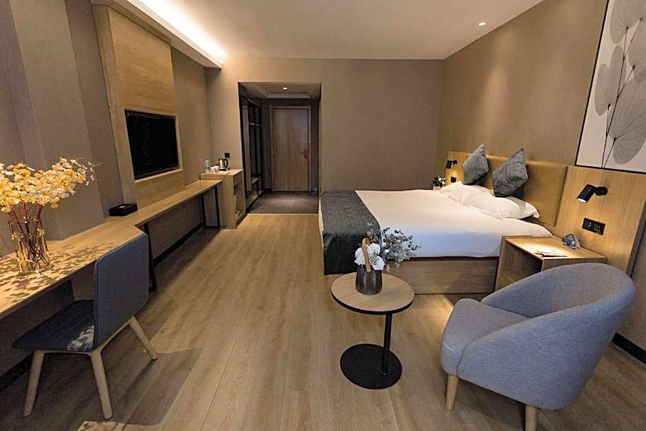 GreenTree Inn SuZhou ChangShu Fuchunjiang International Qipeicheng Road Express Hotel