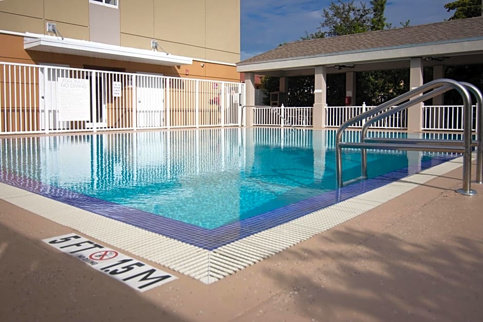 Candlewood Suites Miami Intl Airport - 36th St By IHG