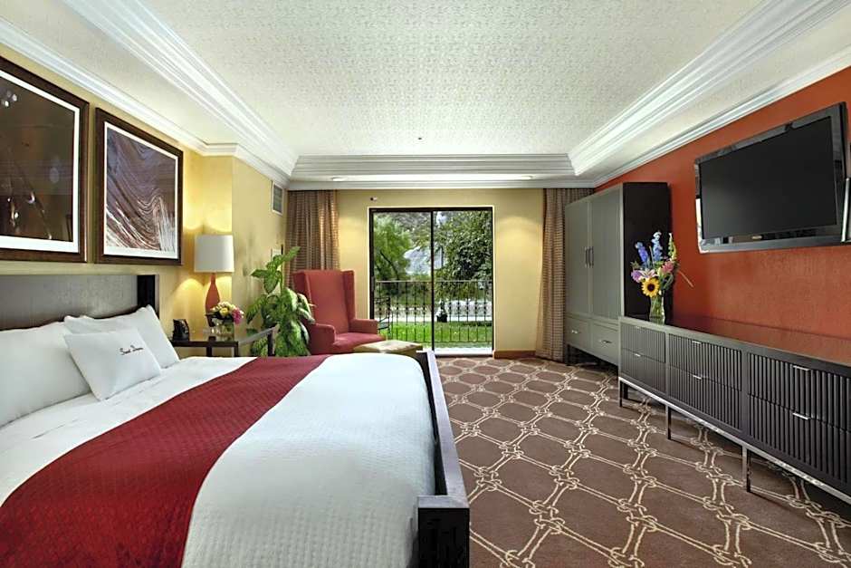 DoubleTree By Hilton Hotel Durango