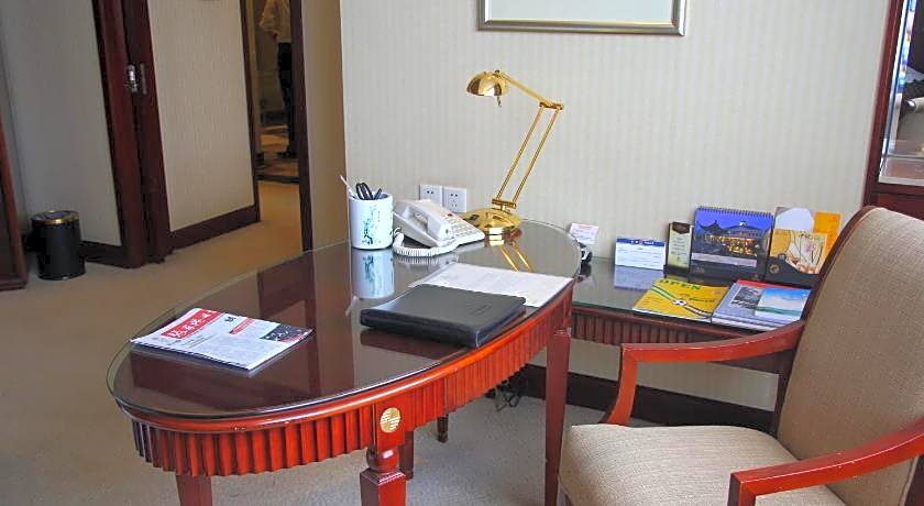 Zhangjiagang Huafang Jinling International Hotel