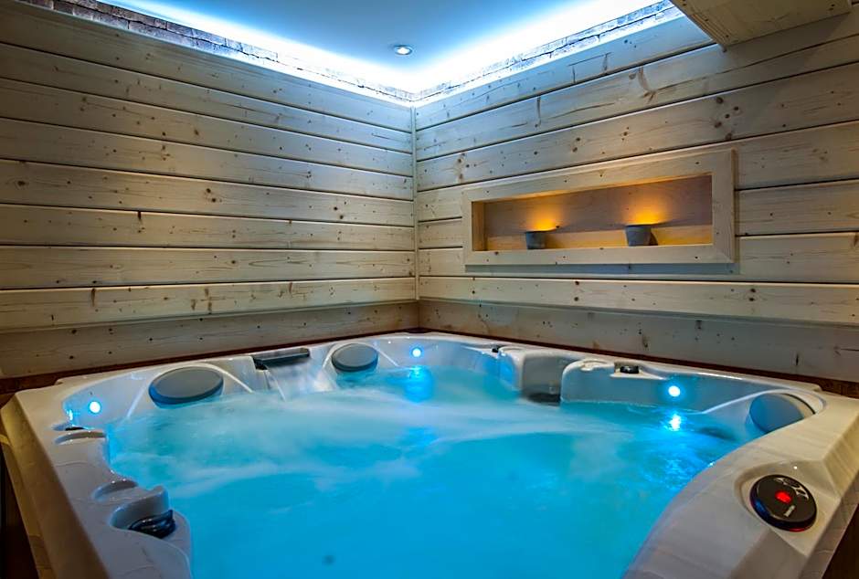 WILLA JAROSTA & SPA, AC -free parking