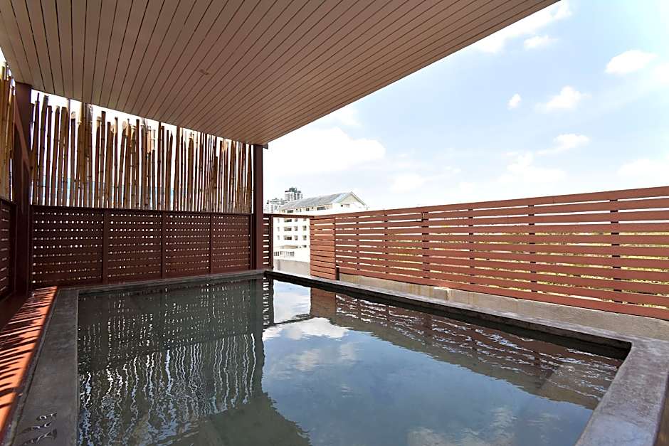 Ascella Sukhumvit 38 