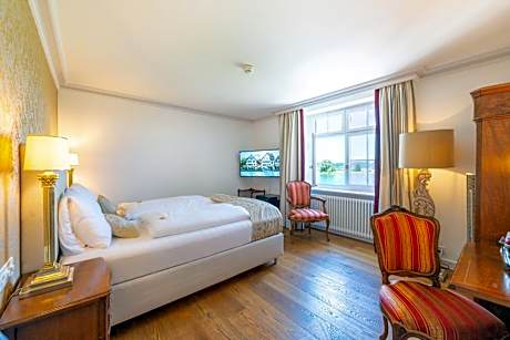 Double Room with Lake View