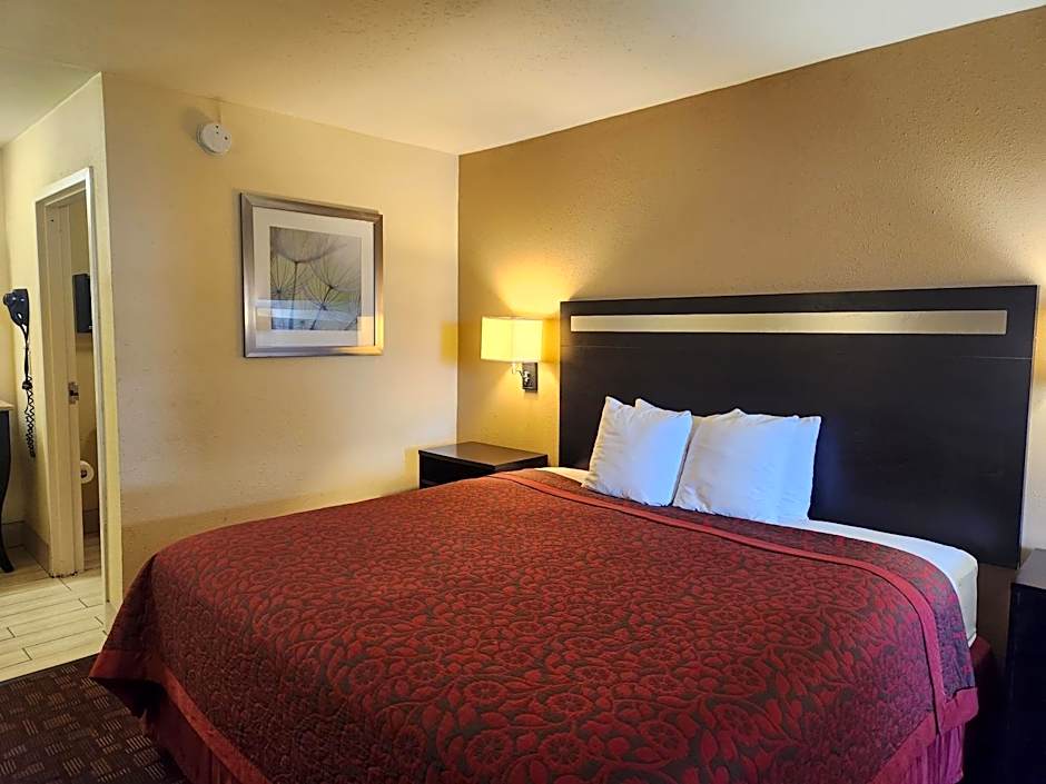 Days Inn by Wyndham Hammond