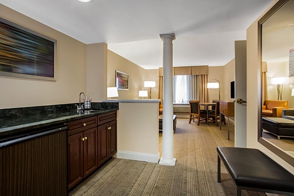 Holiday Inn Saratoga Springs, an IHG Hotel