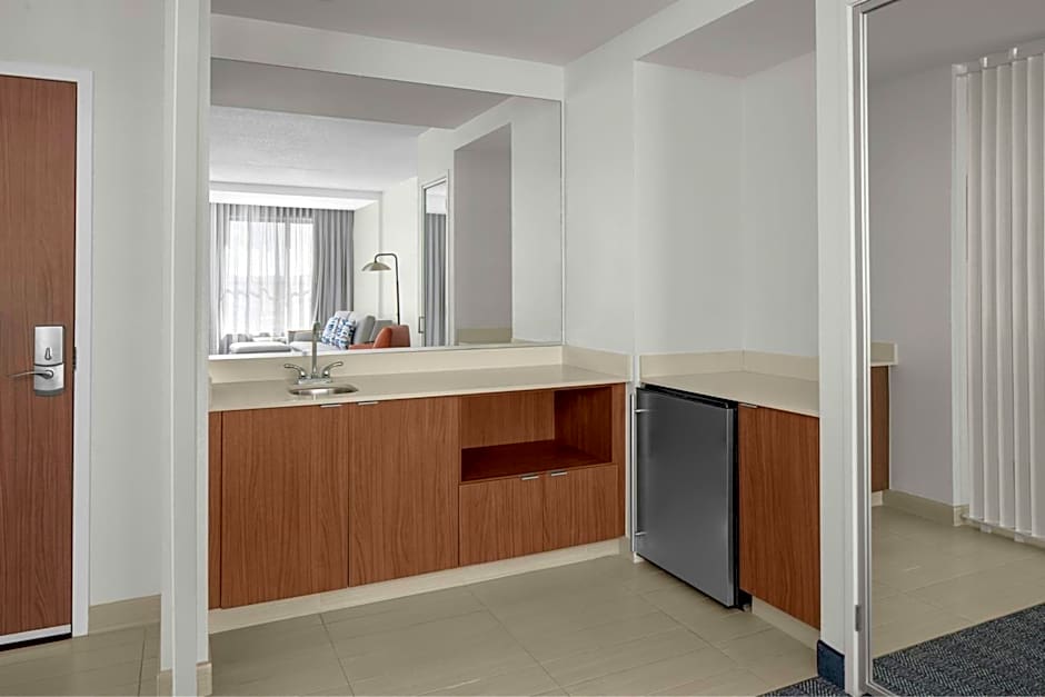 Courtyard by Marriott Charleston Summerville