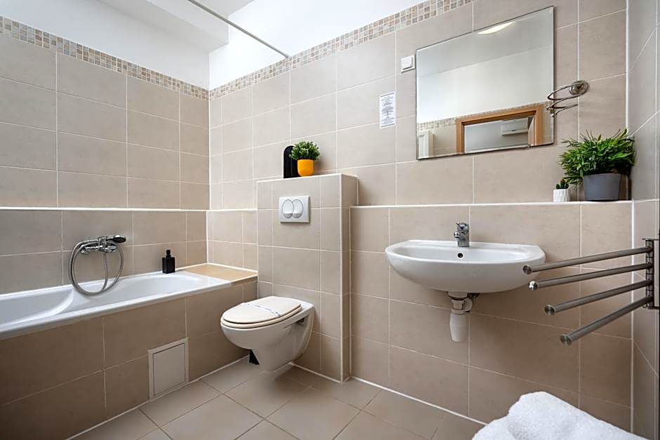 Central Passage Apartments by Vagabond Downtown