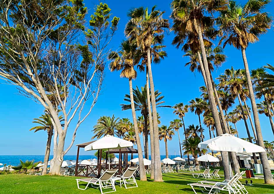 Leonardo Plaza Cypria Maris Beach Hotel & Spa