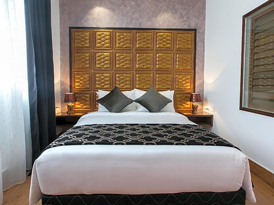 Belllo Hotel Jb Central