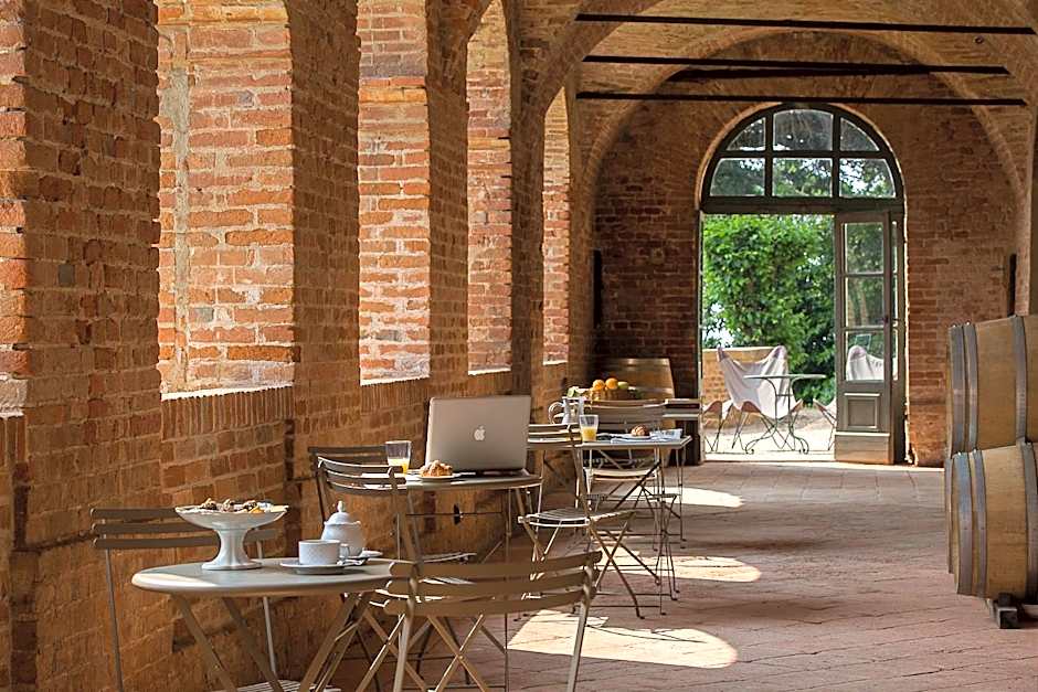 Marchesi Alfieri - Cantine e Ospitalità