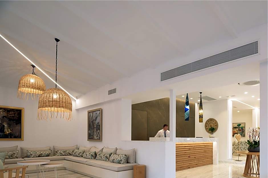 High Beach White - Adults Only