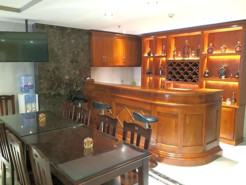 Phoenix Hotel Saigon