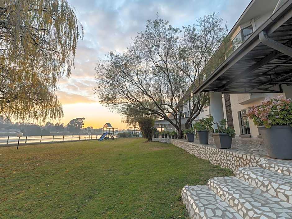 ANEW Hotel & Convention Centre OR Tambo Johannesburg