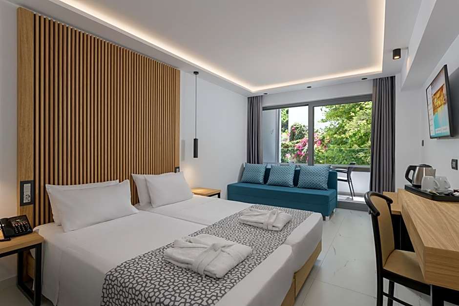 Oceanis Beach Hotel