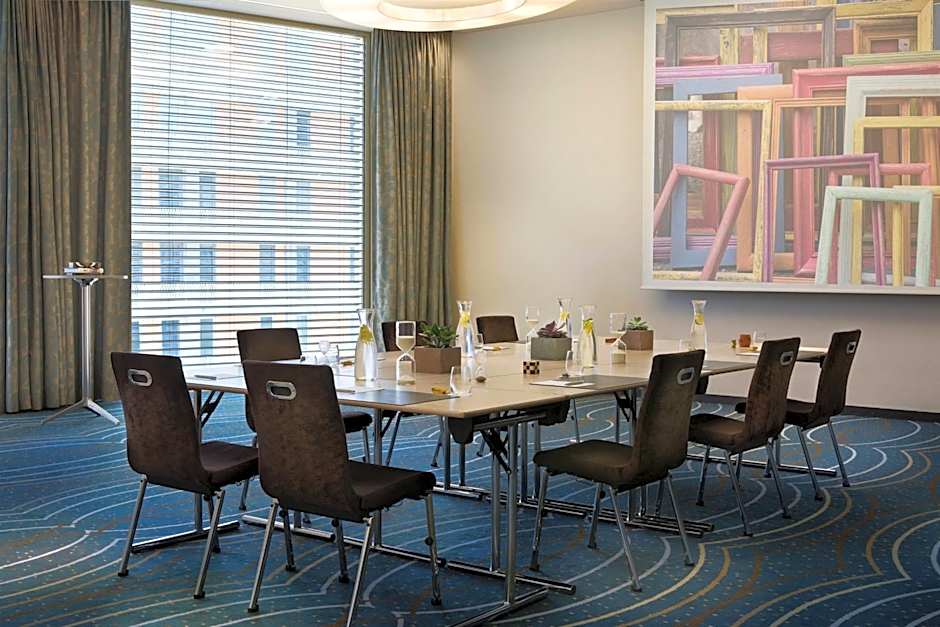 Renaissance Zurich Tower Hotel