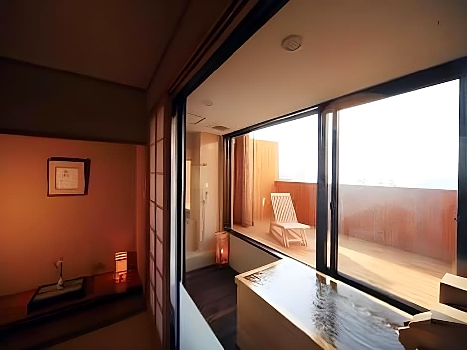 Iseya, Seaview Private Oceanside Bath