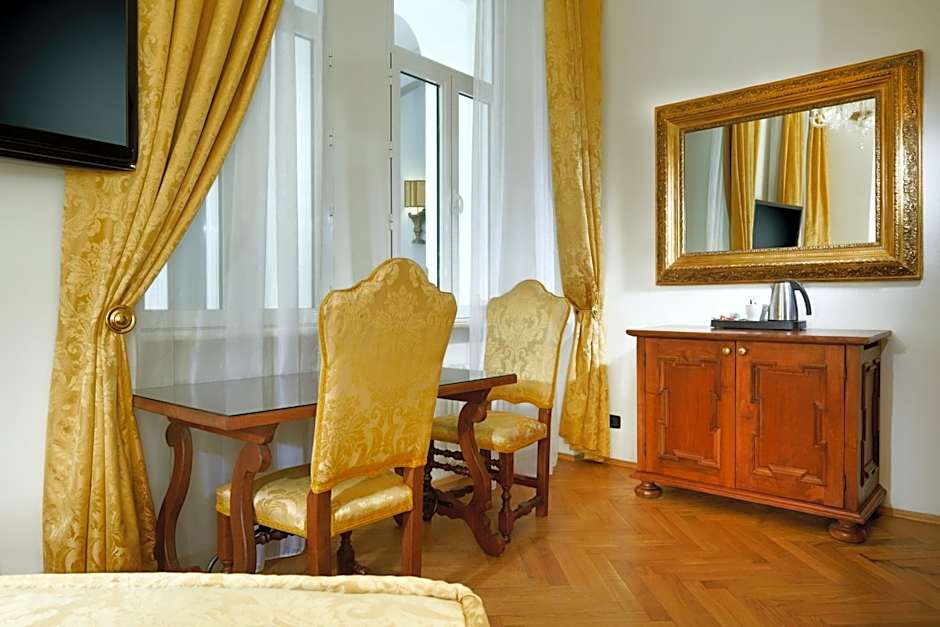 Charles Bridge Palace Hotel