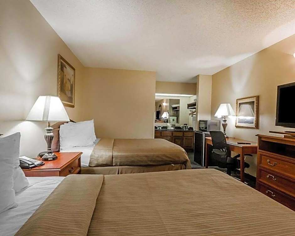 Quality Inn Arab