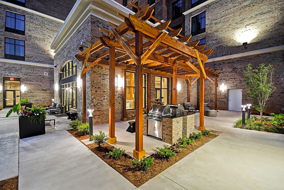 Homewood Suites By Hilton Greenville Downtown
