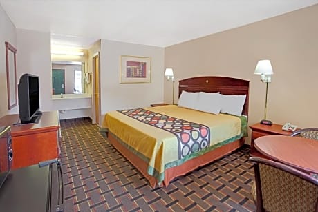 1 King Bed, Mobility Accessible Room, Non-Smoking