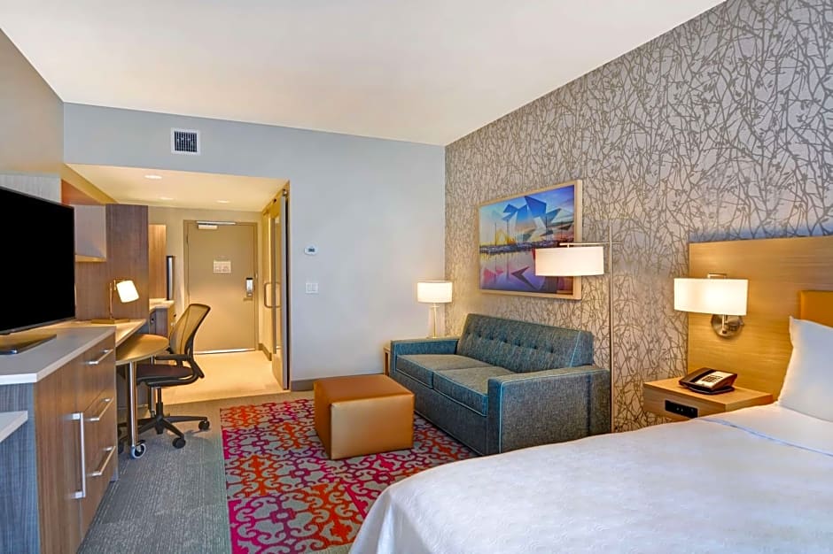Home2 Suites by Hilton Naples I-75 Pine Ridge Road