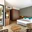 DWO Sirius - Adults Only