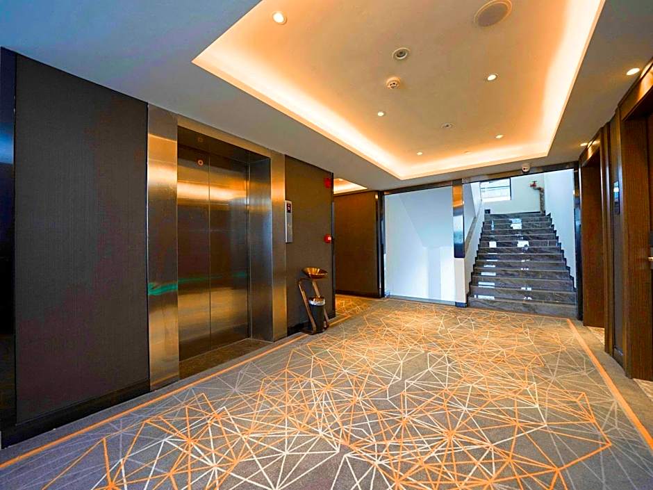 ZMAX Hotel Guangzhou Tianhe Sports Center East Metro Station