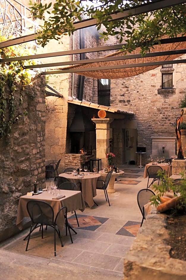 Hôtel la Fête en Provence
