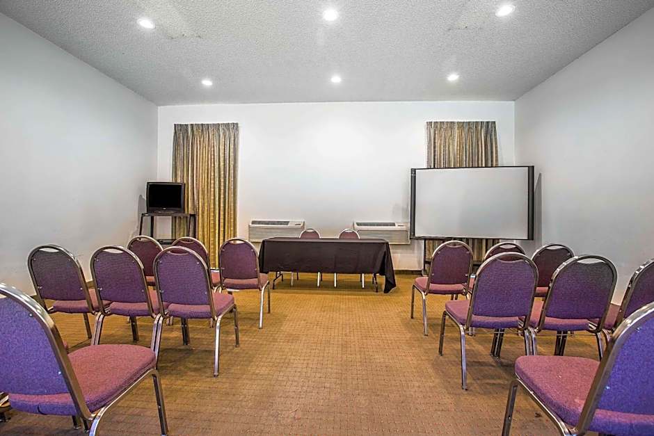 Baymont by Wyndham Ontario