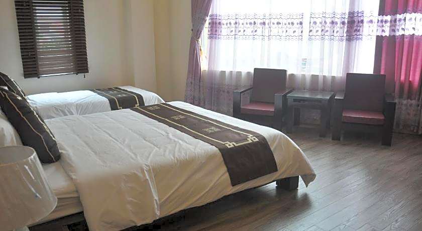 Rose Hotel