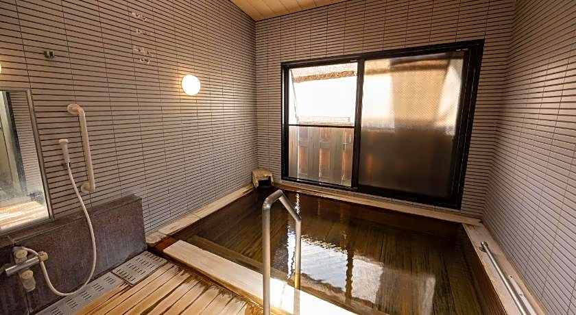Ryokan Hakura