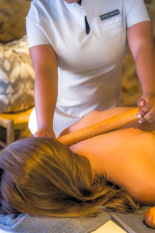 Leopard Mountain Safari Lodge