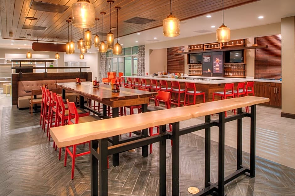 Holiday Inn Hotel & Suites Houston West - Katy Mills By IHG