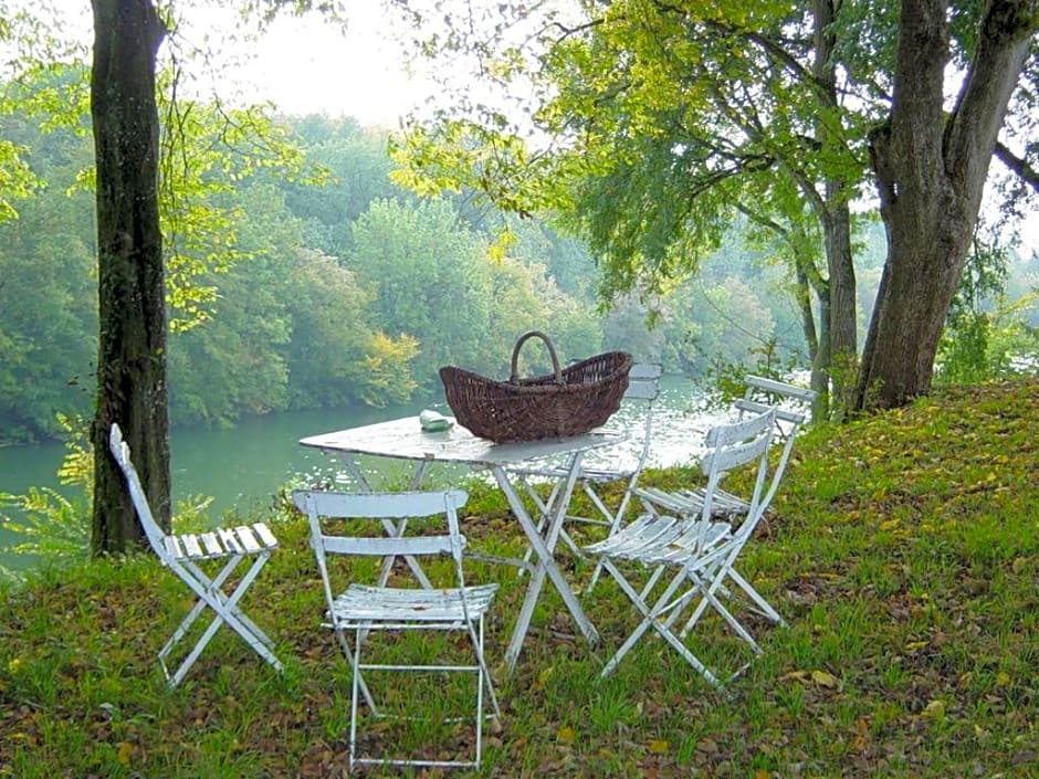 Chateau Saint Claude an der Saone