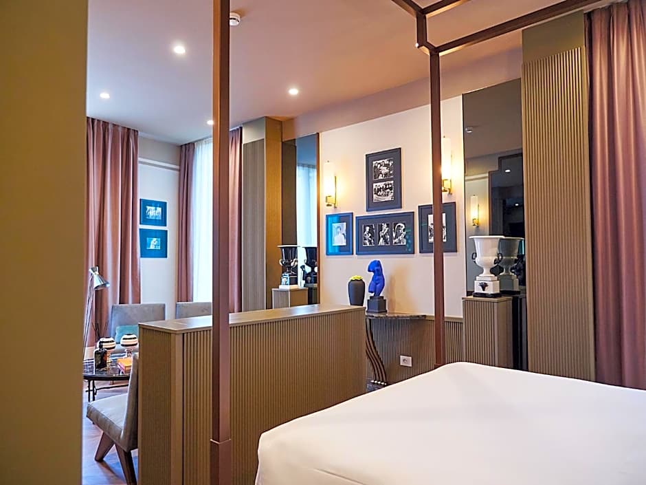 The Glam Boutique Hotel & Apt