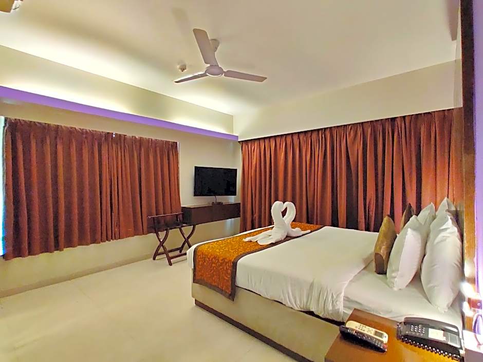 Photo 1 of 10 of Suite