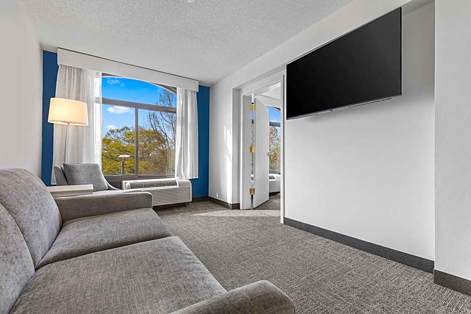 Spark By Hilton Charlotte Tyvola I-77