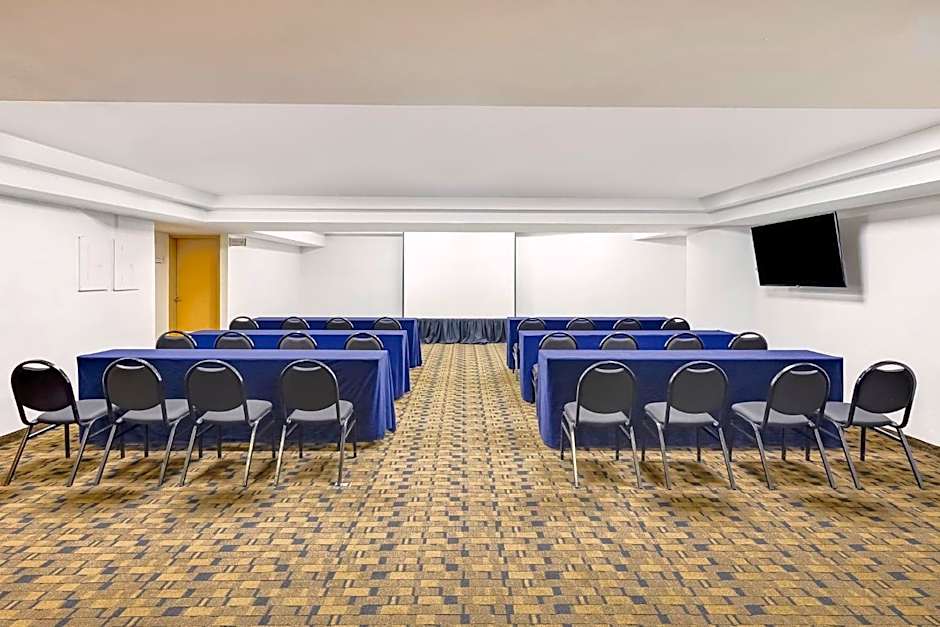 Fiesta Inn Insurgentes Viaducto