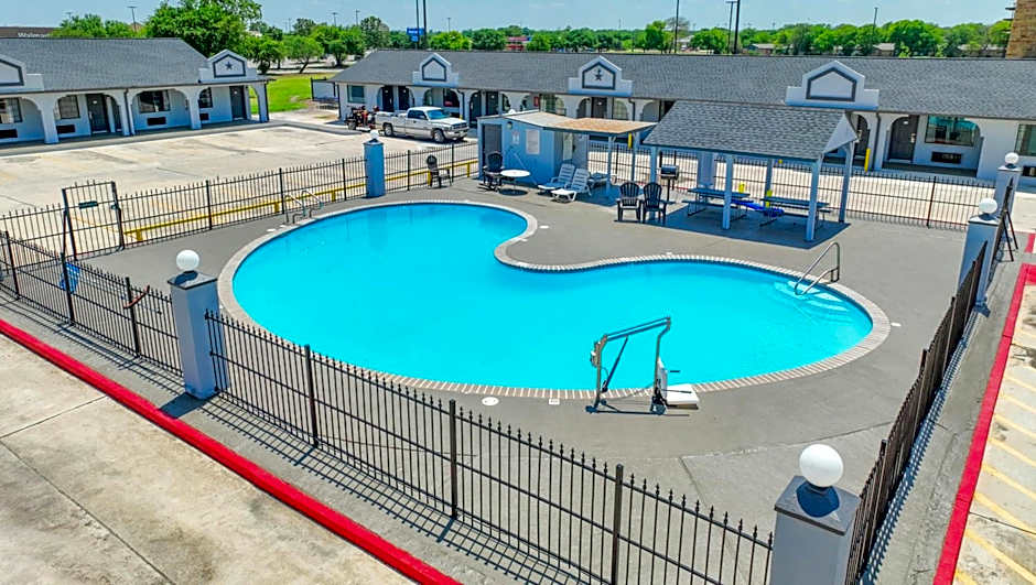 Executive Inn of Hondo