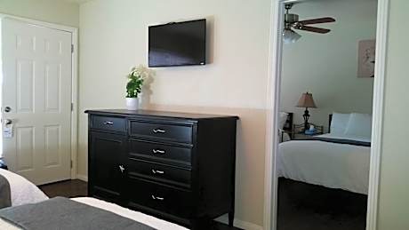 Deluxe Family Suite