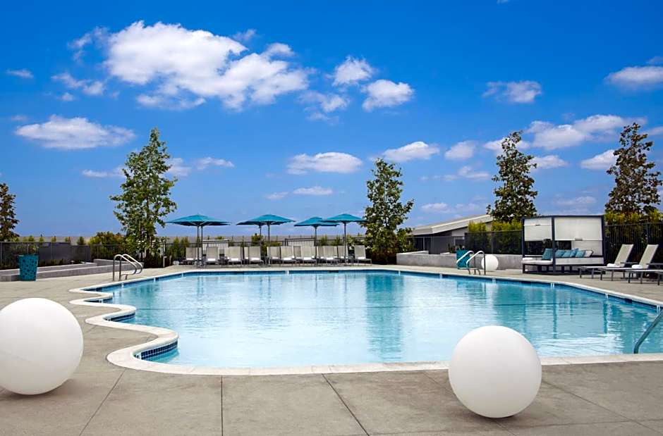 Hyatt Regency Los Angeles International Airport