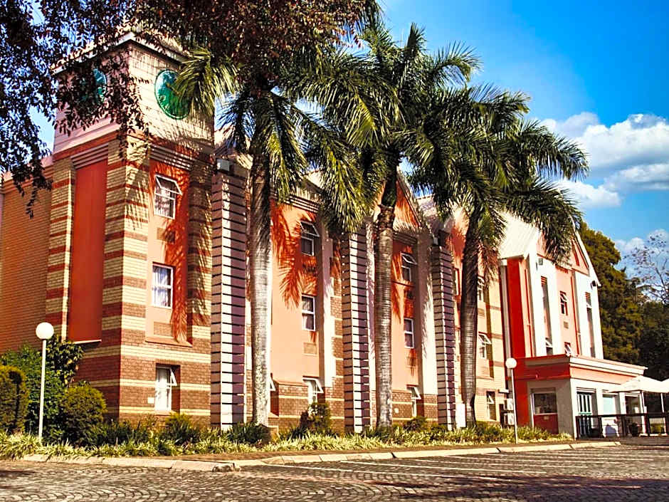 Hotel 247 @ White River