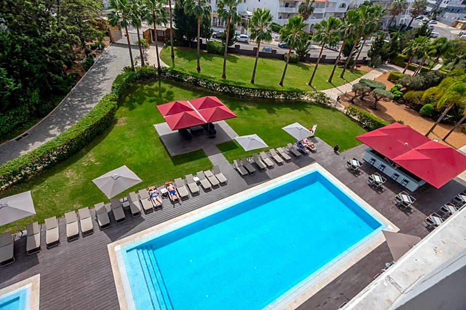 Areias Village Beach Suite Hotel