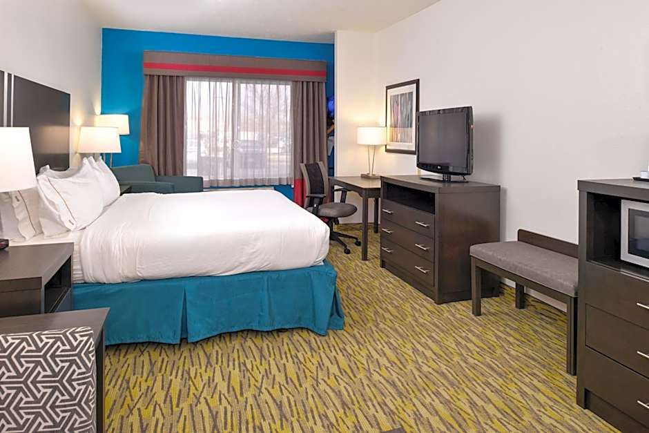 Holiday Inn Express Hotel & Suites Omaha West By IHG