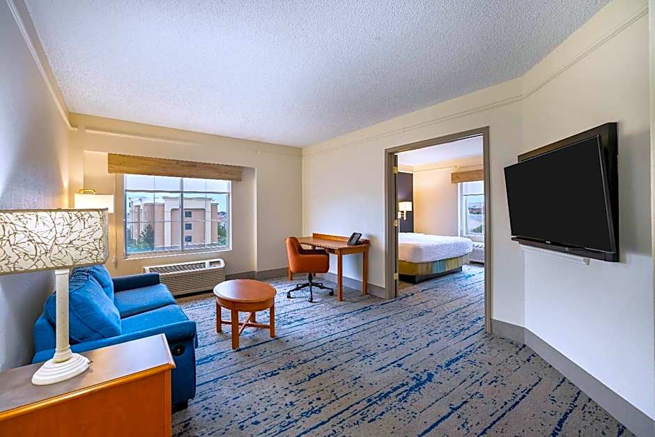 La Quinta Inn & Suites by Wyndham Albuquerque West