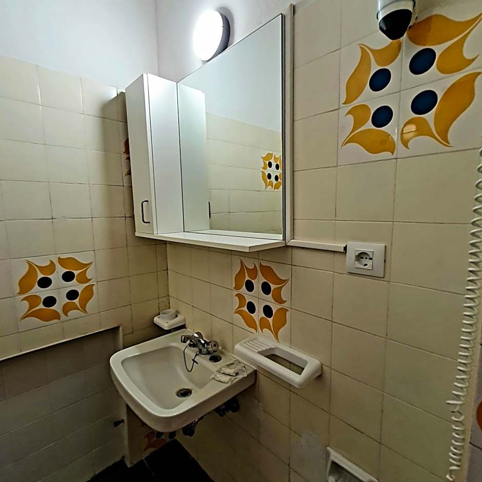 HOTEL PERLA