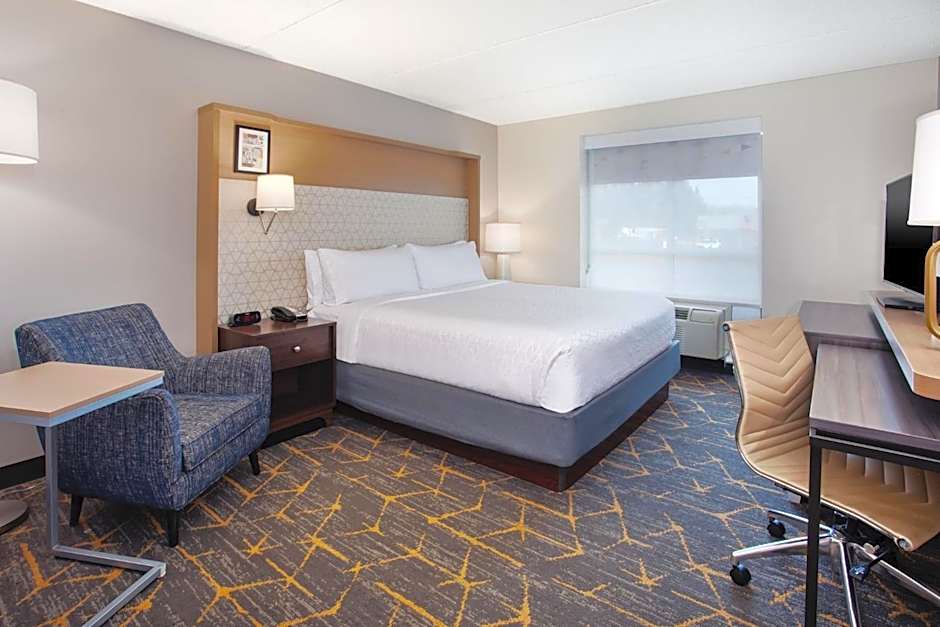 Holiday Inn Canton-Belden Village By IHG