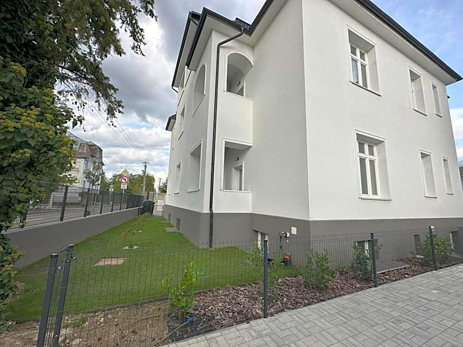 DOHNANYI Villa by CHORS