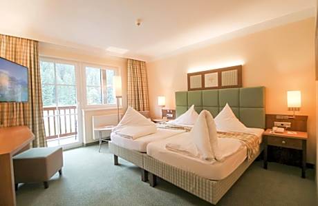 Superior Family Room