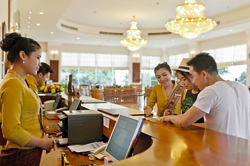 Champasak Grand Hotel